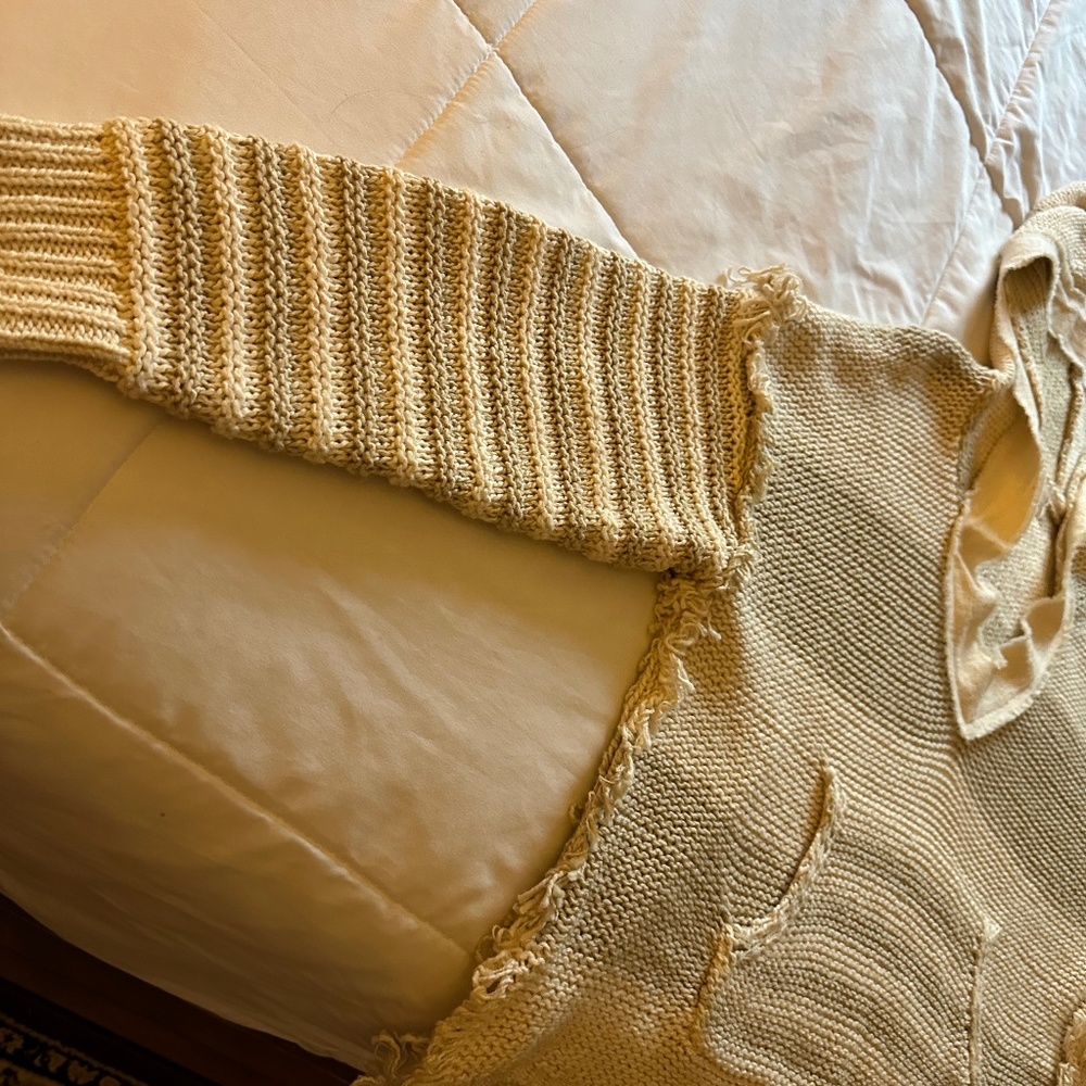 Sweater - Picture 3 of 5